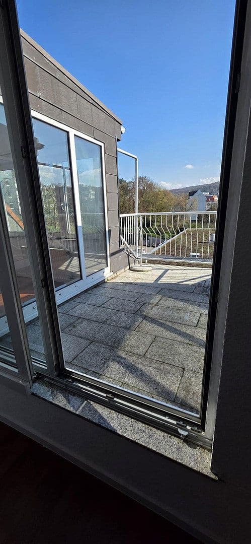 Prenájom bytu 2-izbový 80 m², Wuppertal, Severné Porýnie - Westfálsko Prenájom bytu 2-izbový 80 m², Wuppertal, Severné Porýnie - Westfálsko