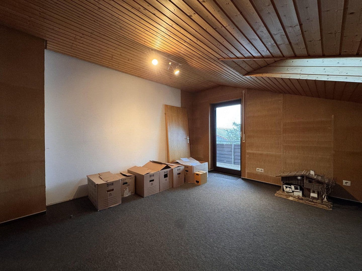Predaj domu 167 m², pozemek 832 m², Ellwangen (Jagst), Bádensko-Wurttembersko Predaj domu 167 m², pozemek 832 m², Ellwangen (Jagst), Bádensko-Wurttembersko