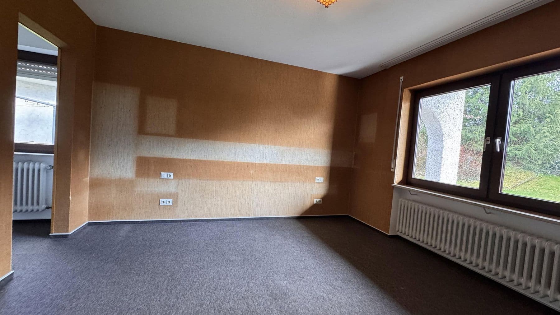 Predaj domu 167 m², pozemek 832 m², Ellwangen (Jagst), Bádensko-Wurttembersko Predaj domu 167 m², pozemek 832 m², Ellwangen (Jagst), Bádensko-Wurttembersko
