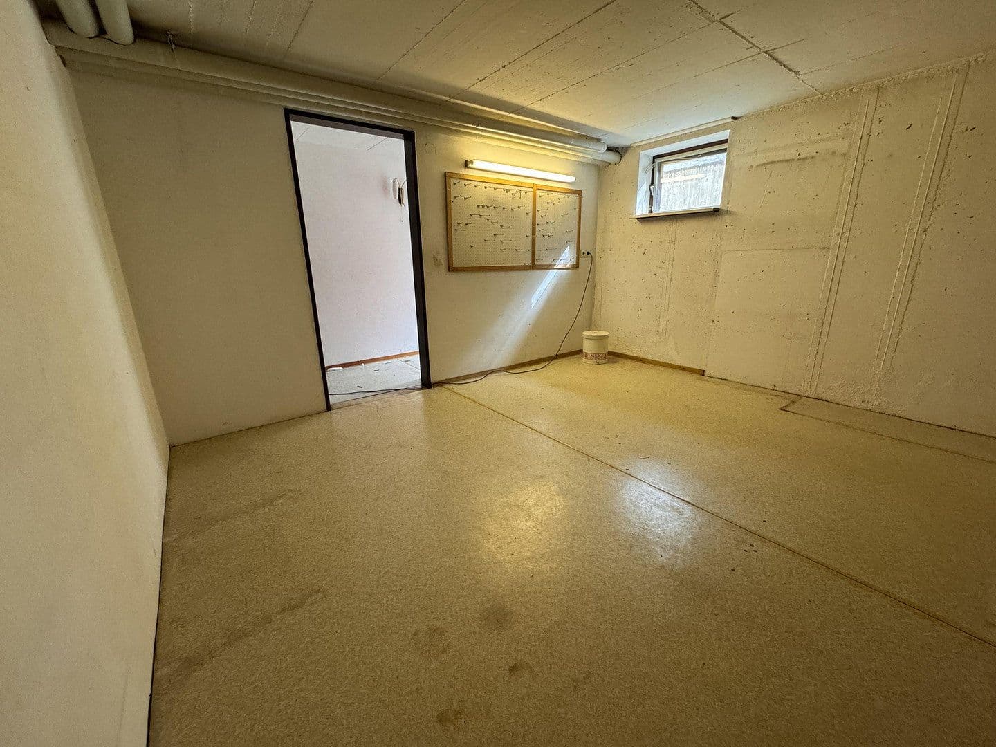 Predaj domu 167 m², pozemek 832 m², Ellwangen (Jagst), Bádensko-Wurttembersko Predaj domu 167 m², pozemek 832 m², Ellwangen (Jagst), Bádensko-Wurttembersko