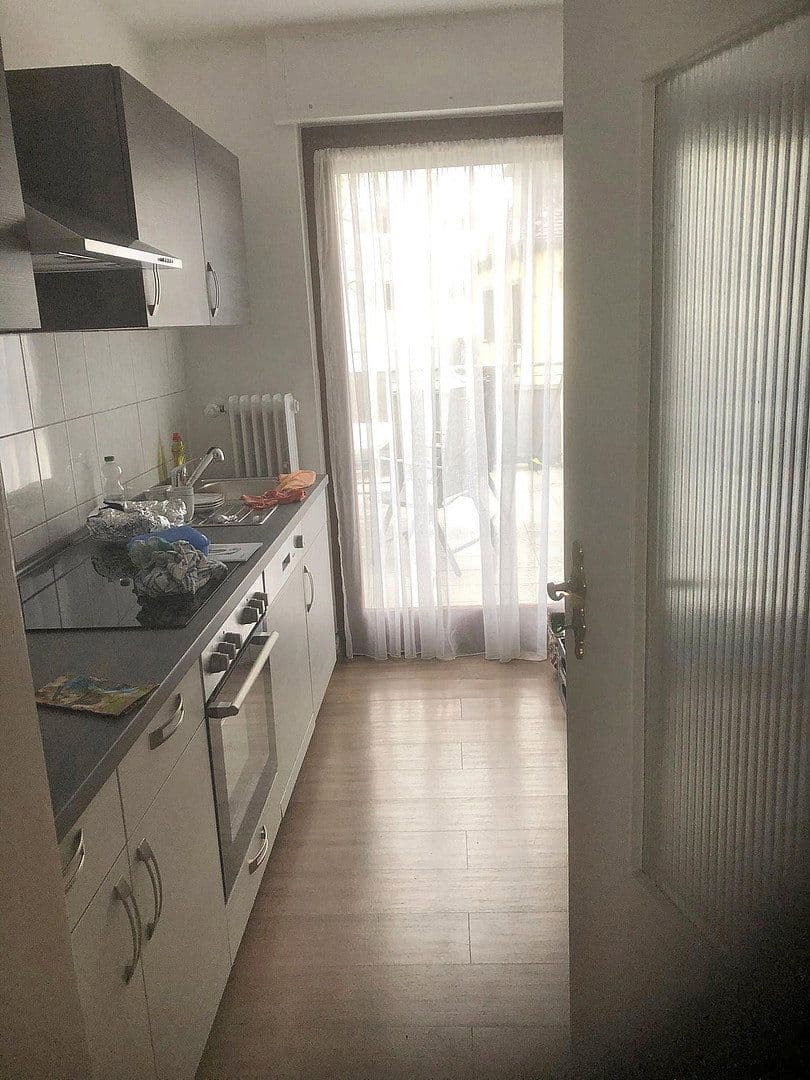 Prenájom bytu 3-izbový 97 m², Kübelmarkt 28, Bruchsal, Bádensko-Wurttembersko Prenájom bytu 3-izbový 97 m², Kübelmarkt 28, Bruchsal, Bádensko-Wurttembersko