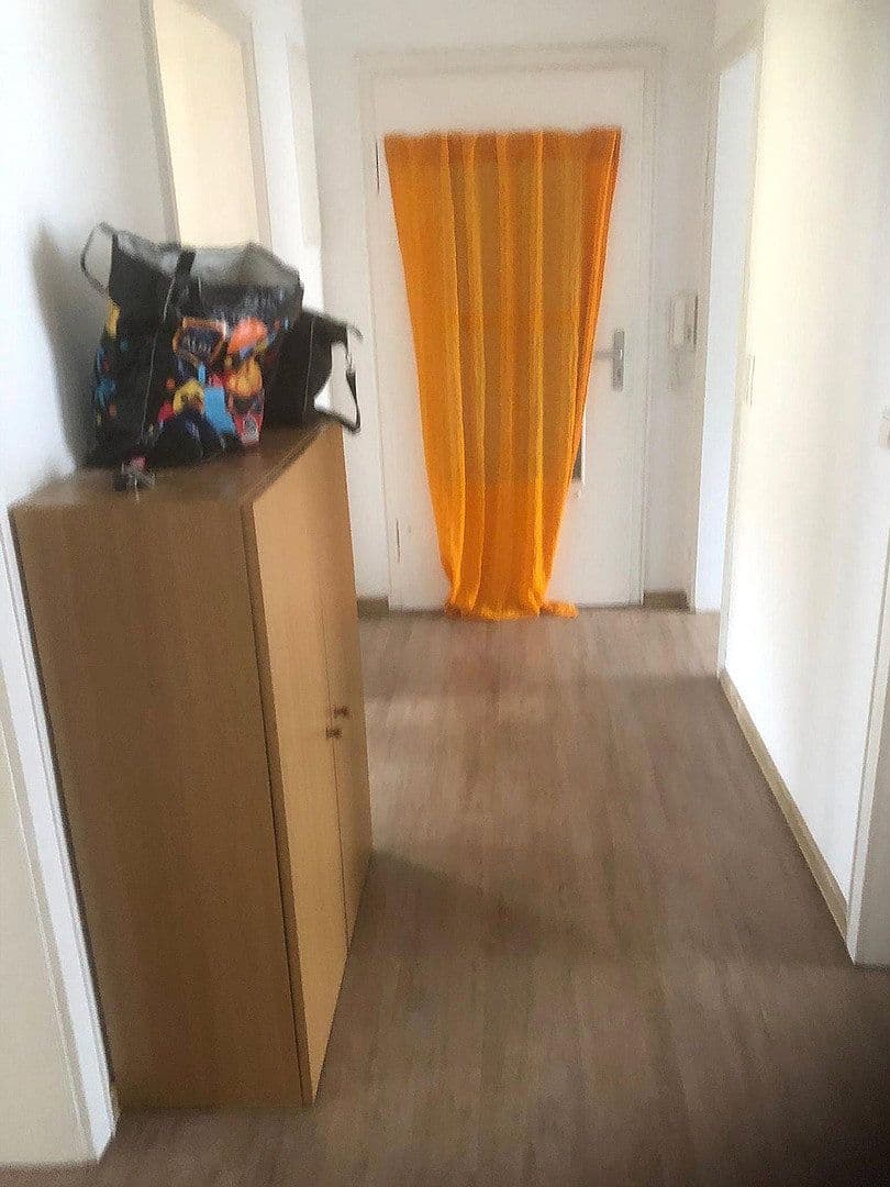 Prenájom bytu 3-izbový 97 m², Kübelmarkt 28, Bruchsal, Bádensko-Wurttembersko Prenájom bytu 3-izbový 97 m², Kübelmarkt 28, Bruchsal, Bádensko-Wurttembersko