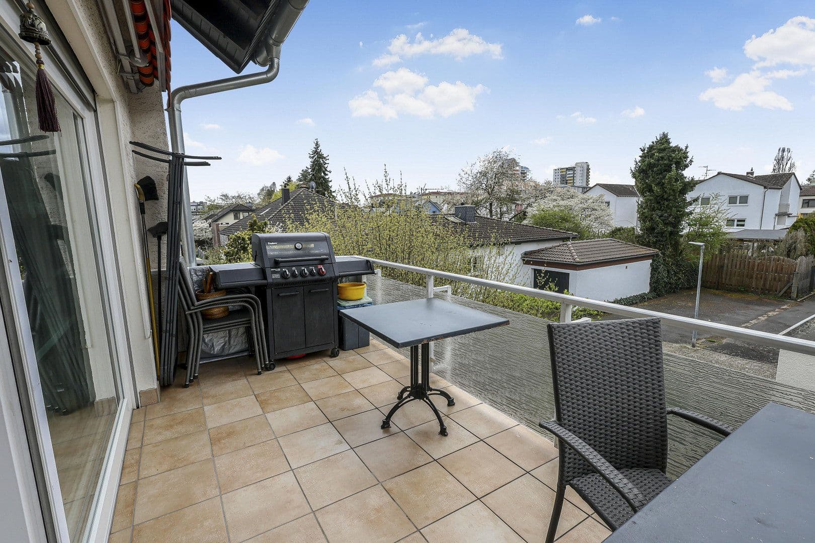 Predaj bytu 3-izbový 101 m², Obertshausen, Hesensko Predaj bytu 3-izbový 101 m², Obertshausen, Hesensko