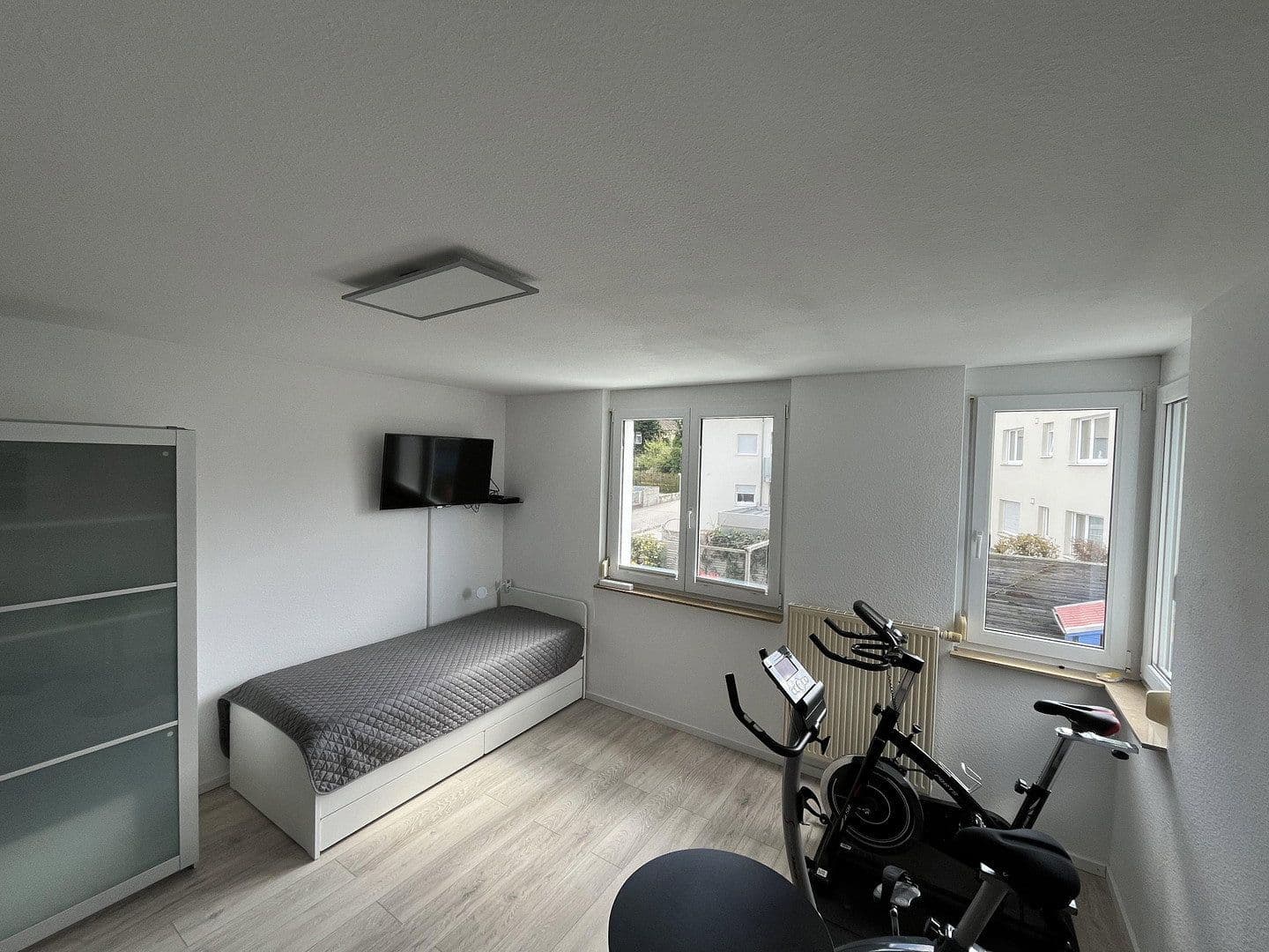 Predaj domu 120 m², pozemek 200 m², Kirchzarten, Bádensko-Wurttembersko Predaj domu 120 m², pozemek 200 m², Kirchzarten, Bádensko-Wurttembersko