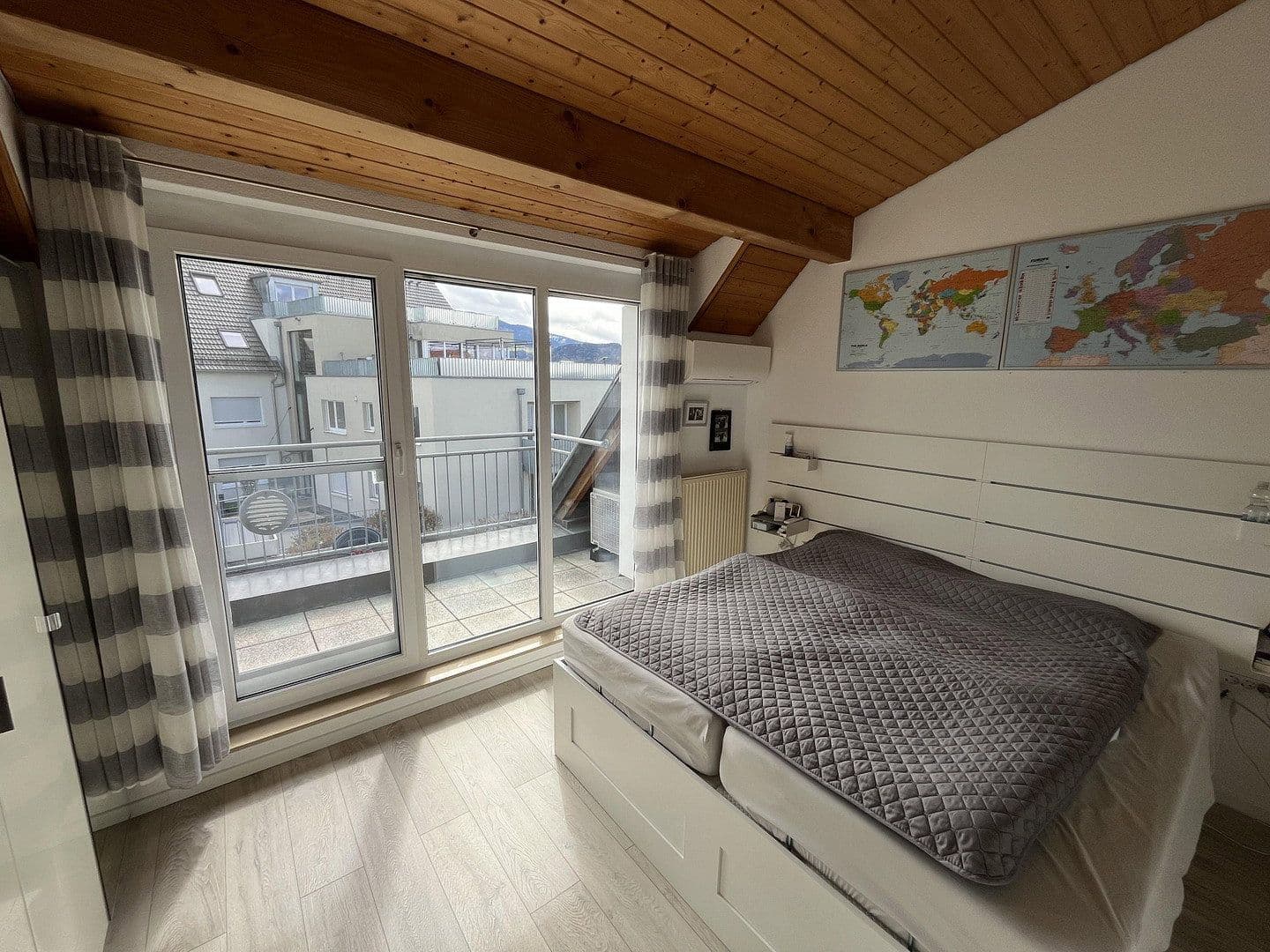 Predaj domu 120 m², pozemek 200 m², Kirchzarten, Bádensko-Wurttembersko Predaj domu 120 m², pozemek 200 m², Kirchzarten, Bádensko-Wurttembersko