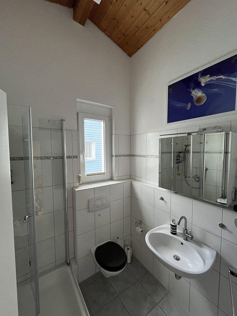 Predaj domu 120 m², pozemek 200 m², Kirchzarten, Bádensko-Wurttembersko Predaj domu 120 m², pozemek 200 m², Kirchzarten, Bádensko-Wurttembersko