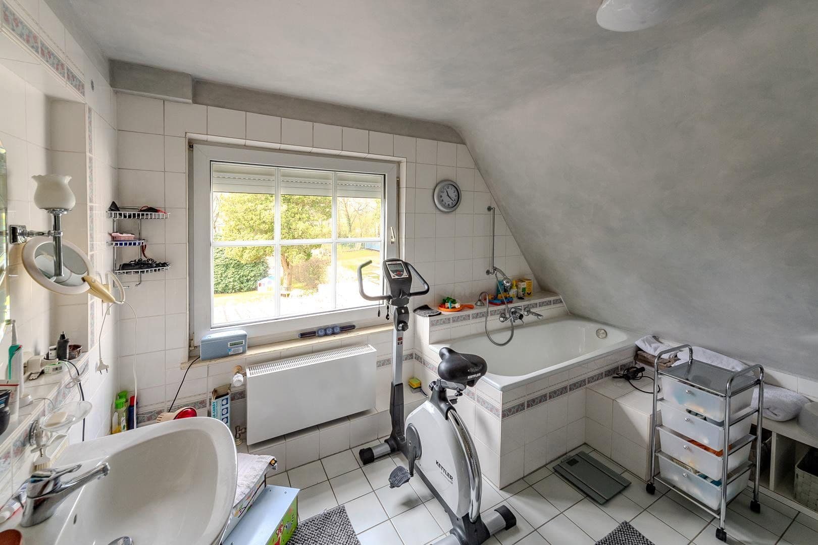 Predaj domu 219 m², pozemek 1.176 m², Hamburg, Hamburg Predaj domu 219 m², pozemek 1.176 m², Hamburg, Hamburg