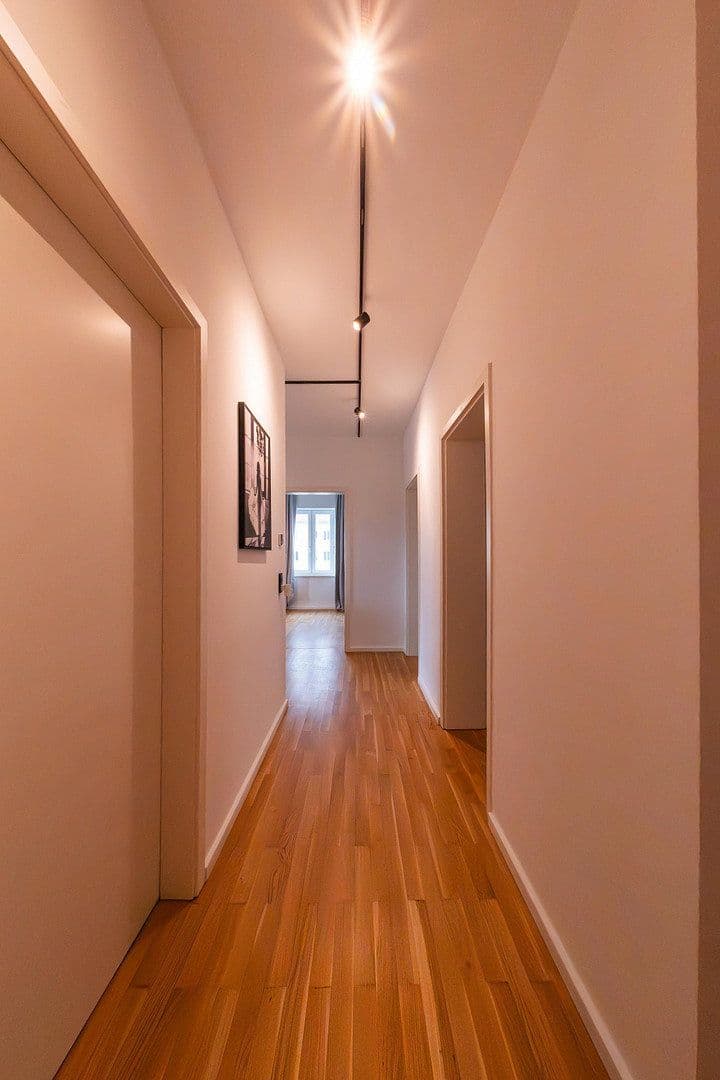 Predaj bytu 3-izbový 88 m², Sterndamm 66, Berlin, Berlín Predaj bytu 3-izbový 88 m², Sterndamm 66, Berlin, Berlín