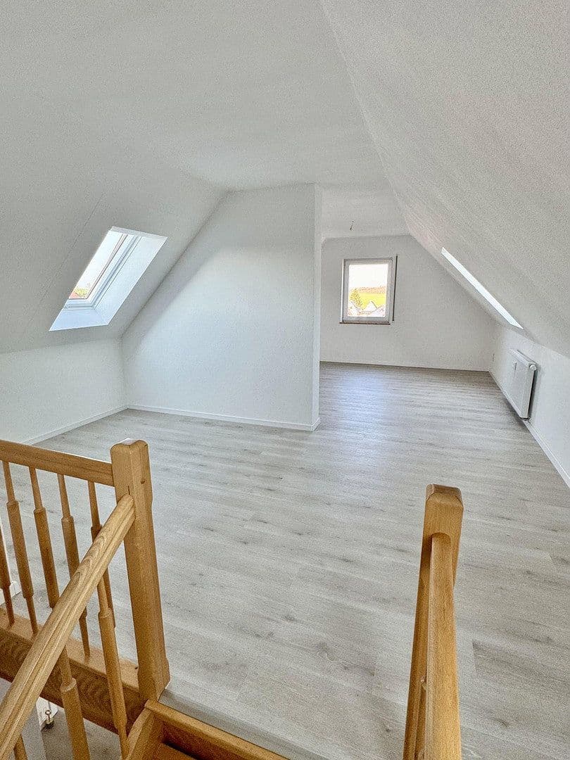 Prenájom bytu 3-izbový 102 m², Birkenweg 9, Gornau, Sasko Prenájom bytu 3-izbový 102 m², Birkenweg 9, Gornau, Sasko