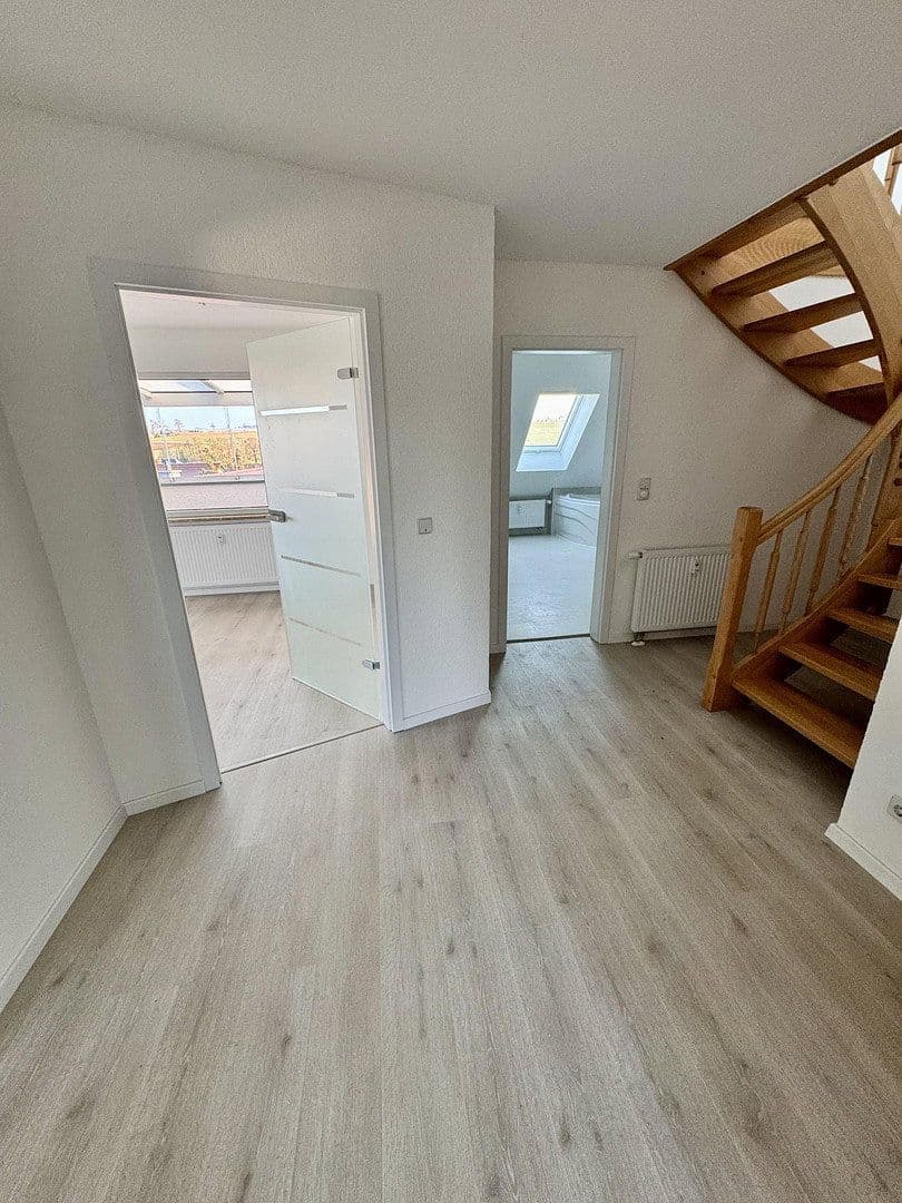 Prenájom bytu 3-izbový 102 m², Birkenweg 9, Gornau, Sasko Prenájom bytu 3-izbový 102 m², Birkenweg 9, Gornau, Sasko