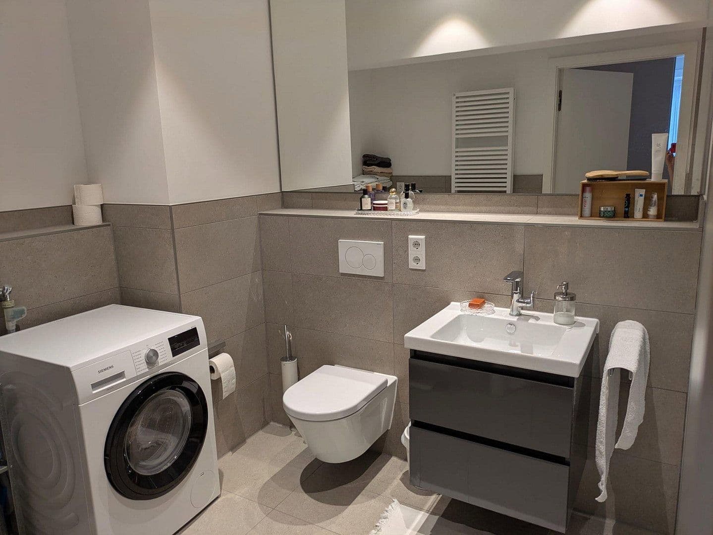 Prenájom bytu 1-izbový 53 m², Fürstenrieder Str. 285, München, Bavorsko Prenájom bytu 1-izbový 53 m², Fürstenrieder Str. 285, München, Bavorsko