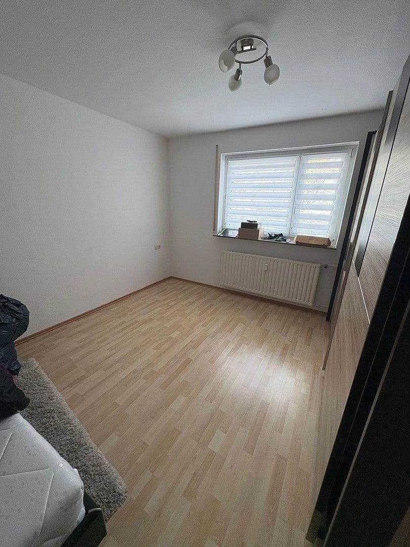 Prenájom bytu 2-izbový 62 m², Ehningen, Bádensko-Wurttembersko Prenájom bytu 2-izbový 62 m², Ehningen, Bádensko-Wurttembersko