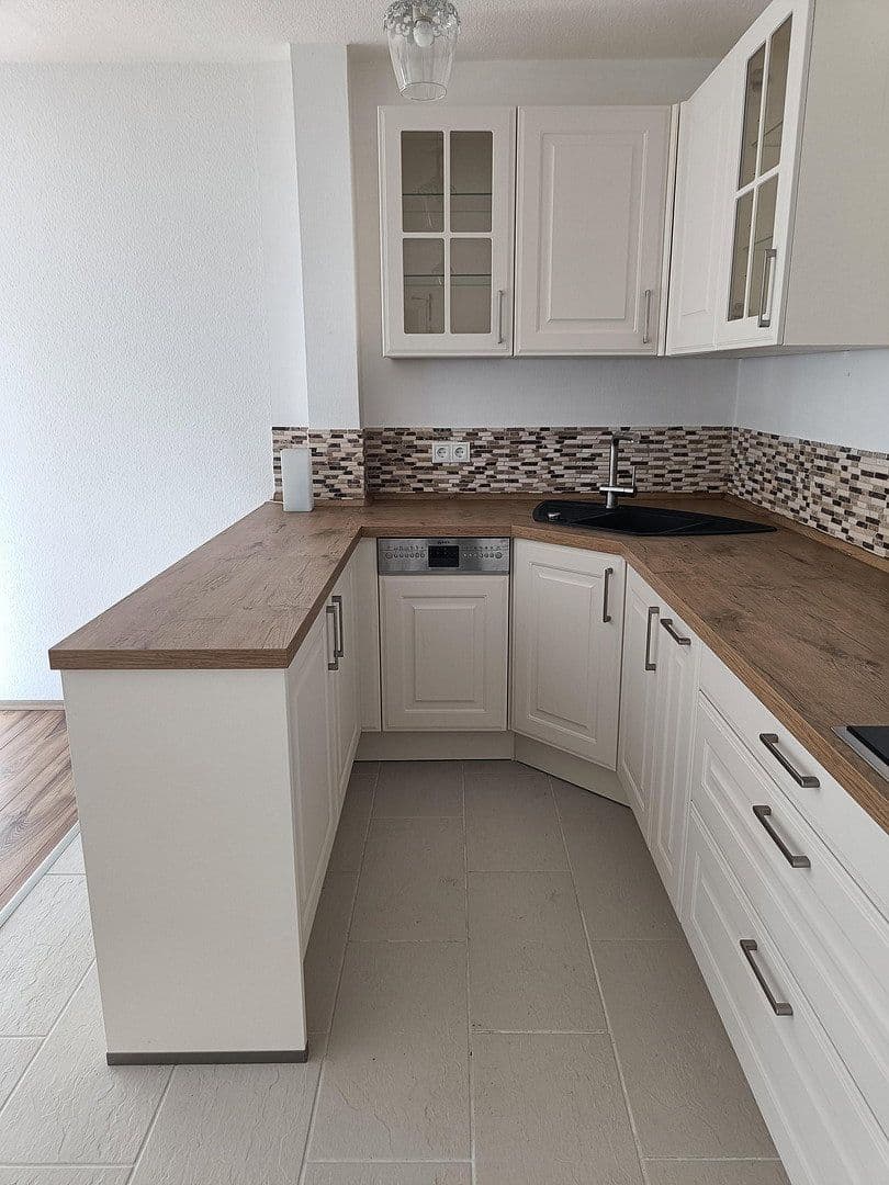 Predaj bytu 3-izbový 75 m², Berlin, Berlín Predaj bytu 3-izbový 75 m², Berlin, Berlín