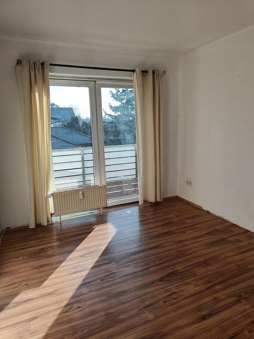 Predaj bytu 3-izbový 75 m², Berlin, Berlín Predaj bytu 3-izbový 75 m², Berlin, Berlín