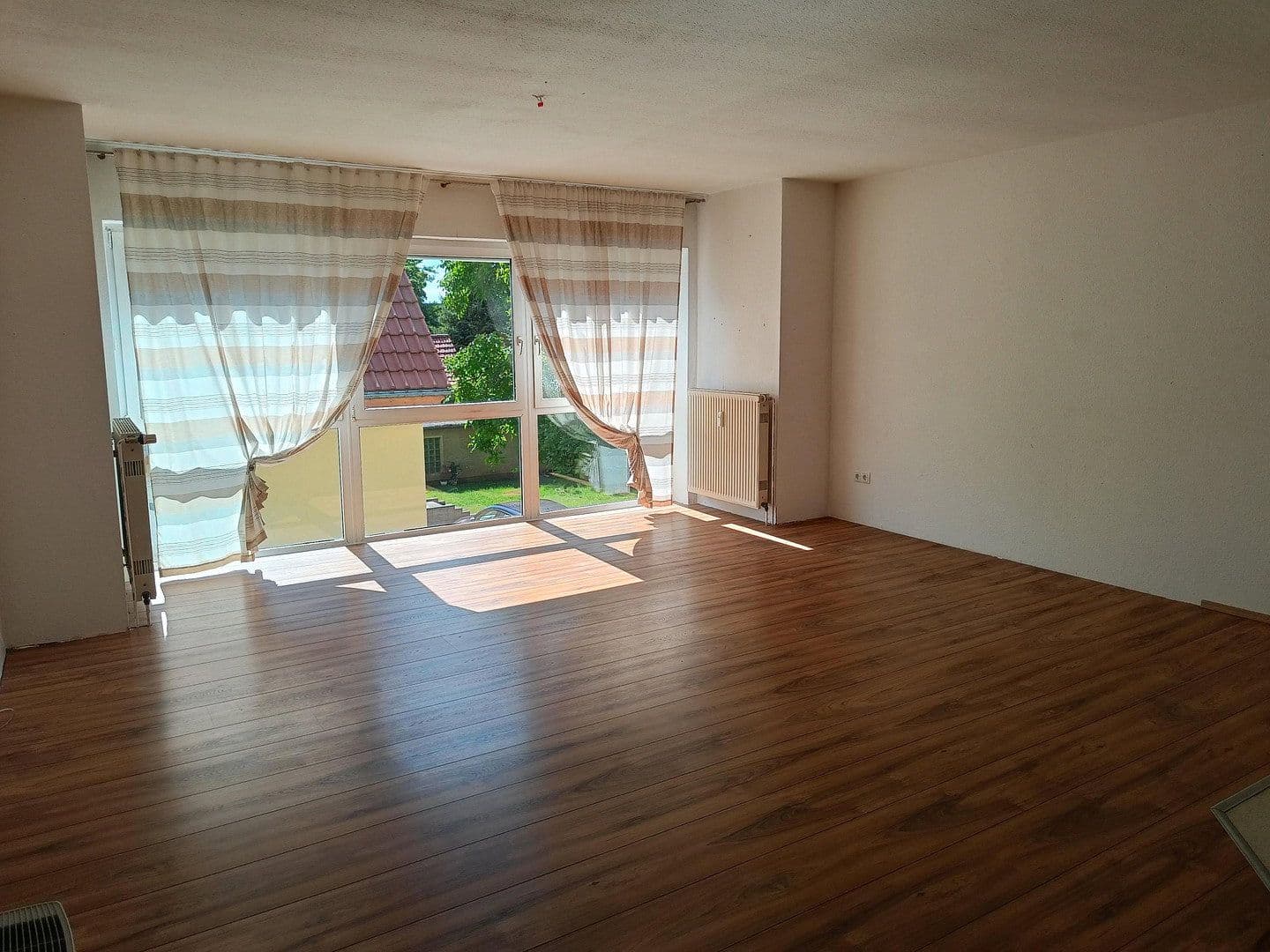 Predaj bytu 3-izbový 75 m², Berlin, Berlín Predaj bytu 3-izbový 75 m², Berlin, Berlín