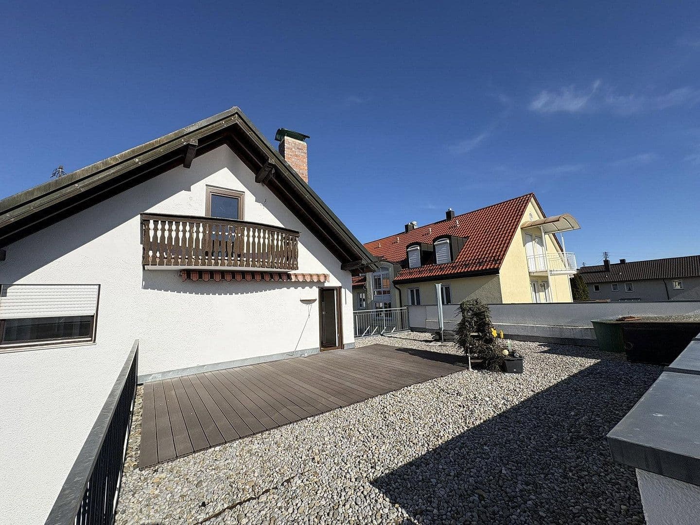 Prenájom bytu 3-izbový 139 m², Blumenstraße 34, Karlsfeld, Bavorsko Prenájom bytu 3-izbový 139 m², Blumenstraße 34, Karlsfeld, Bavorsko