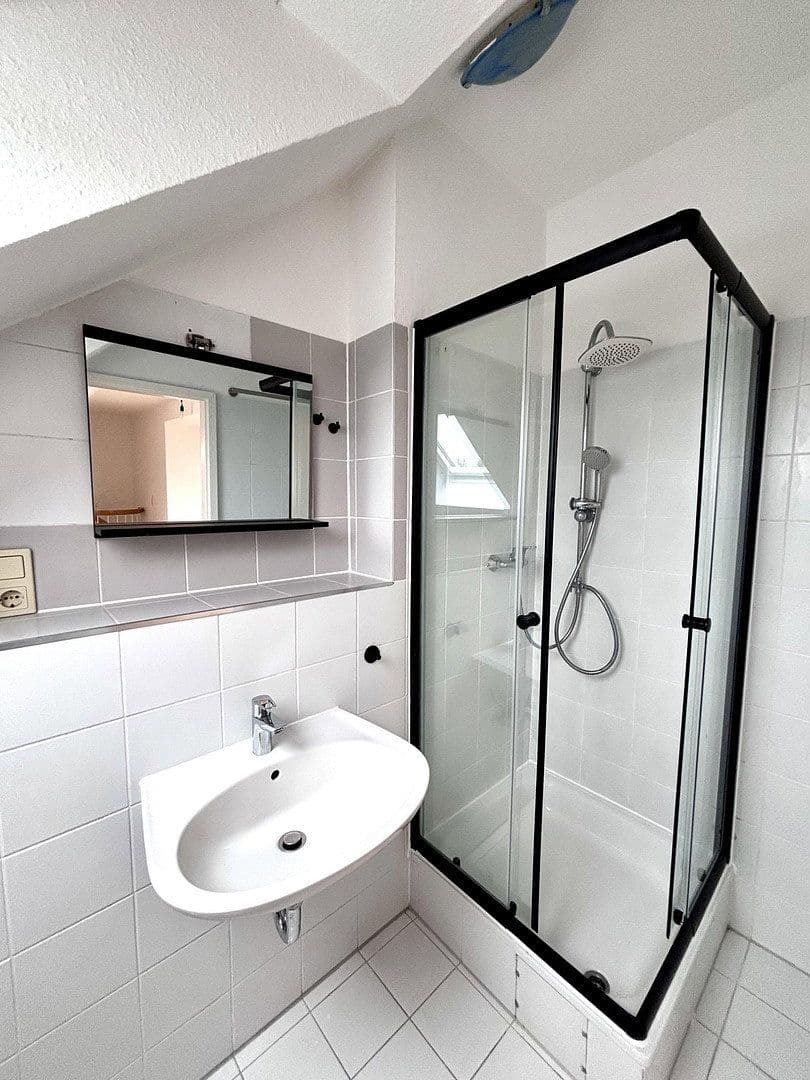 Prenájom bytu 3-izbový 82 m², Bahnhofstr. 22d, Usingen, Hesensko Prenájom bytu 3-izbový 82 m², Bahnhofstr. 22d, Usingen, Hesensko