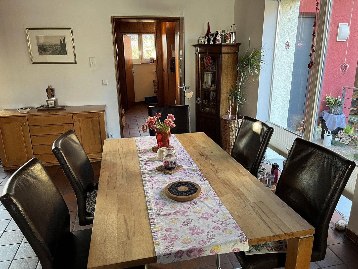 Predaj domu 205 m², pozemek 426 m², Lorsch, Hesensko Predaj domu 205 m², pozemek 426 m², Lorsch, Hesensko