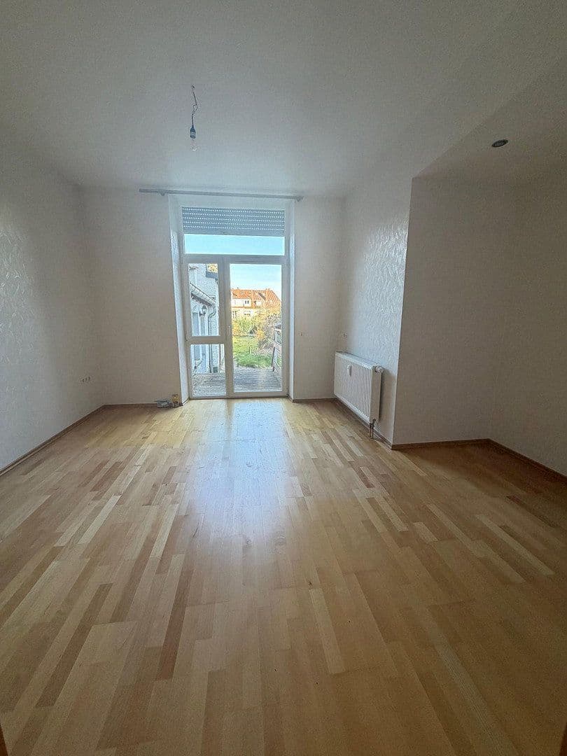 Prenájom bytu 3-izbový 95 m², Hambacherstr 21, Neustadt, Porýnie-Falcko Prenájom bytu 3-izbový 95 m², Hambacherstr 21, Neustadt, Porýnie-Falcko