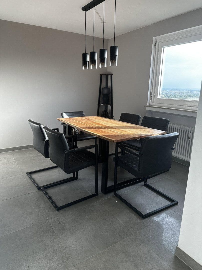 Predaj bytu 3-izbový 87 m², Strohgäustraße 11, Leonberg, Bádensko-Wurttembersko Predaj bytu 3-izbový 87 m², Strohgäustraße 11, Leonberg, Bádensko-Wurttembersko