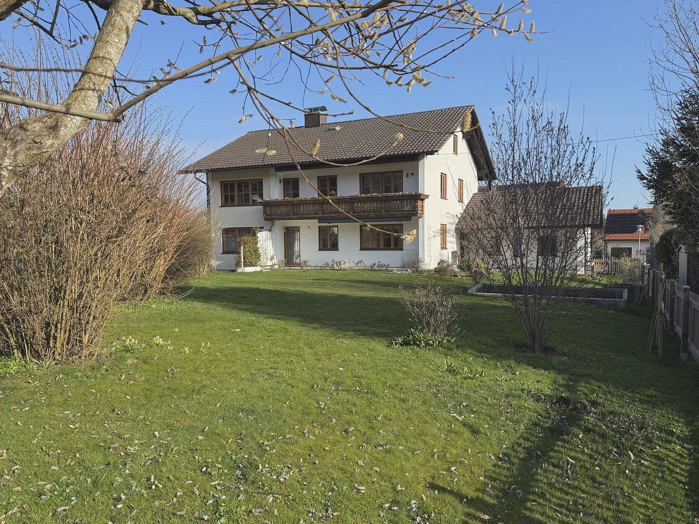 Predaj domu 209 m², pozemek 1.117 m², Frühlingstraße 8, Teisendorf, Bavorsko Predaj domu 209 m², pozemek 1.117 m², Frühlingstraße 8, Teisendorf, Bavorsko