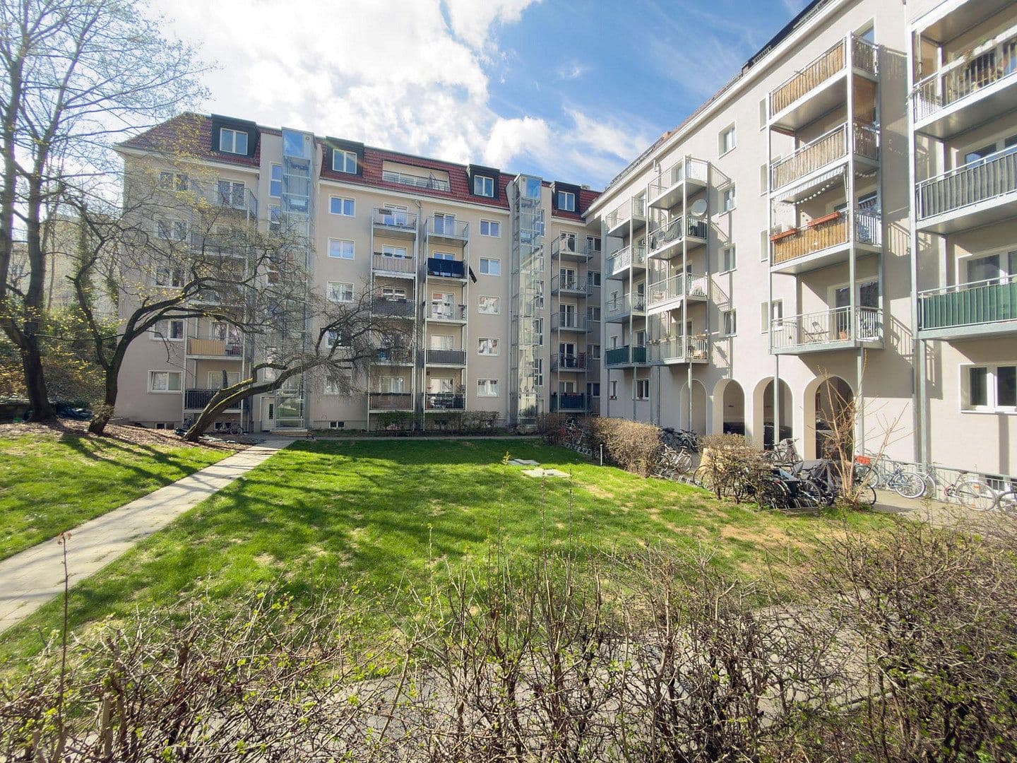 Predaj bytu 3-izbový 57 m², Neckarstraße 22B, Berlin, Berlín Predaj bytu 3-izbový 57 m², Neckarstraße 22B, Berlin, Berlín