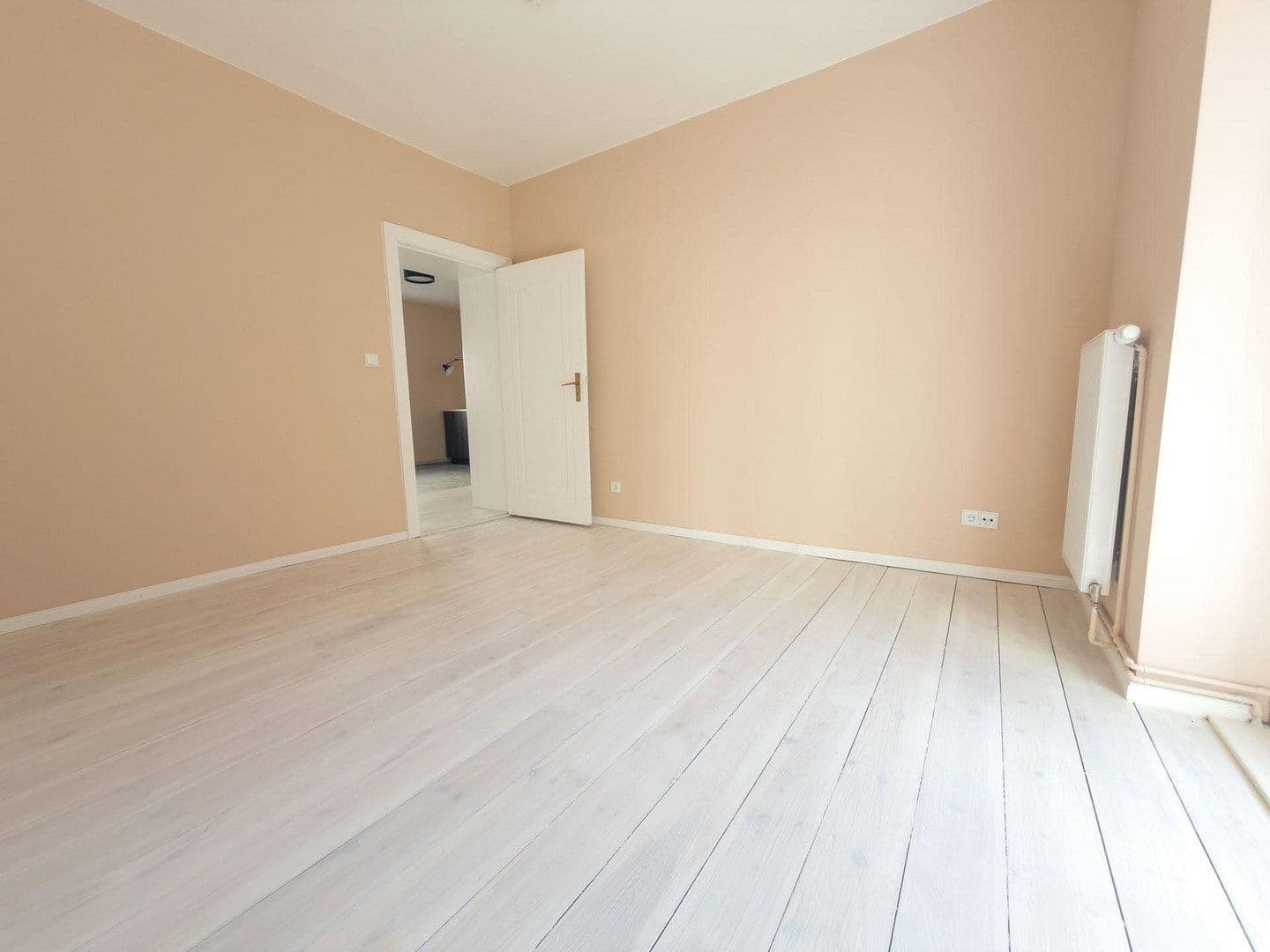 Predaj bytu 3-izbový 57 m², Neckarstraße 22B, Berlin, Berlín Predaj bytu 3-izbový 57 m², Neckarstraße 22B, Berlin, Berlín