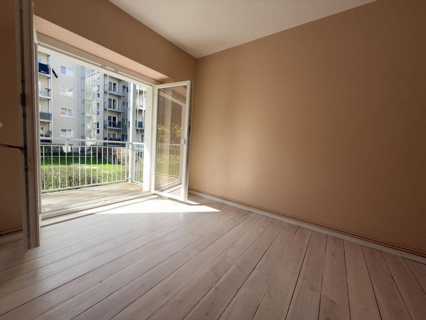 Predaj bytu 3-izbový 57 m², Neckarstraße 22B, Berlin, Berlín Predaj bytu 3-izbový 57 m², Neckarstraße 22B, Berlin, Berlín