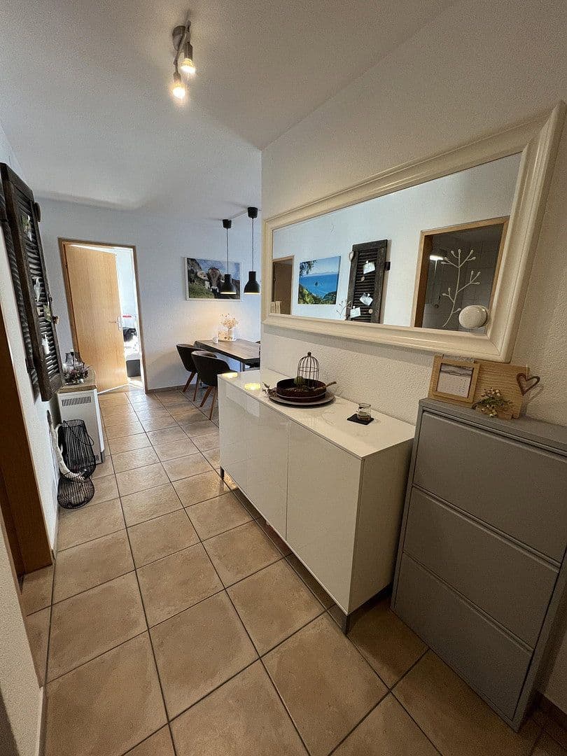 Predaj bytu 3-izbový 81 m², Wunnensteinstraße 1, Allmersbach im Tal, Bádensko-Wurttembersko Predaj bytu 3-izbový 81 m², Wunnensteinstraße 1, Allmersbach im Tal, Bádensko-Wurttembersko