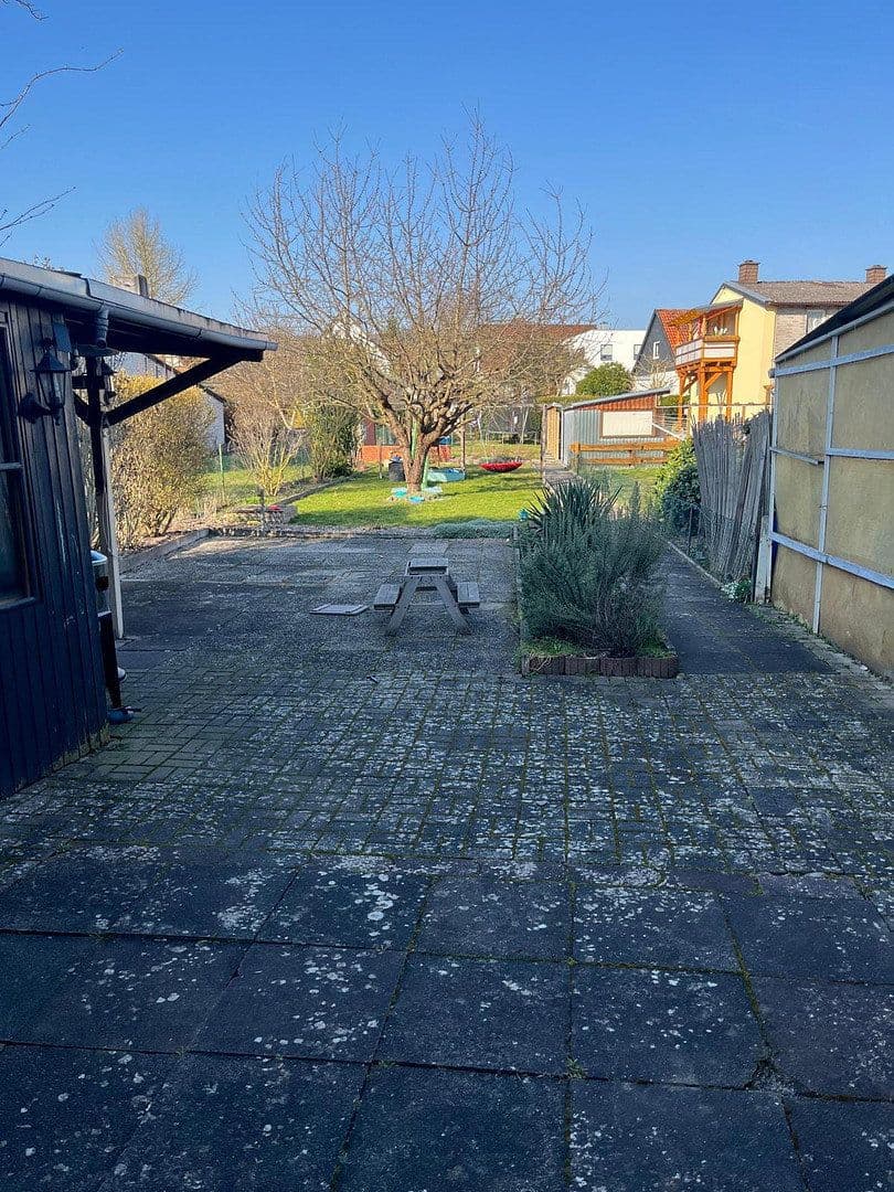 Predaj domu 150 m², pozemek 573 m², Köppenweg 9, Einbeck, Dolné Sasko Predaj domu 150 m², pozemek 573 m², Köppenweg 9, Einbeck, Dolné Sasko