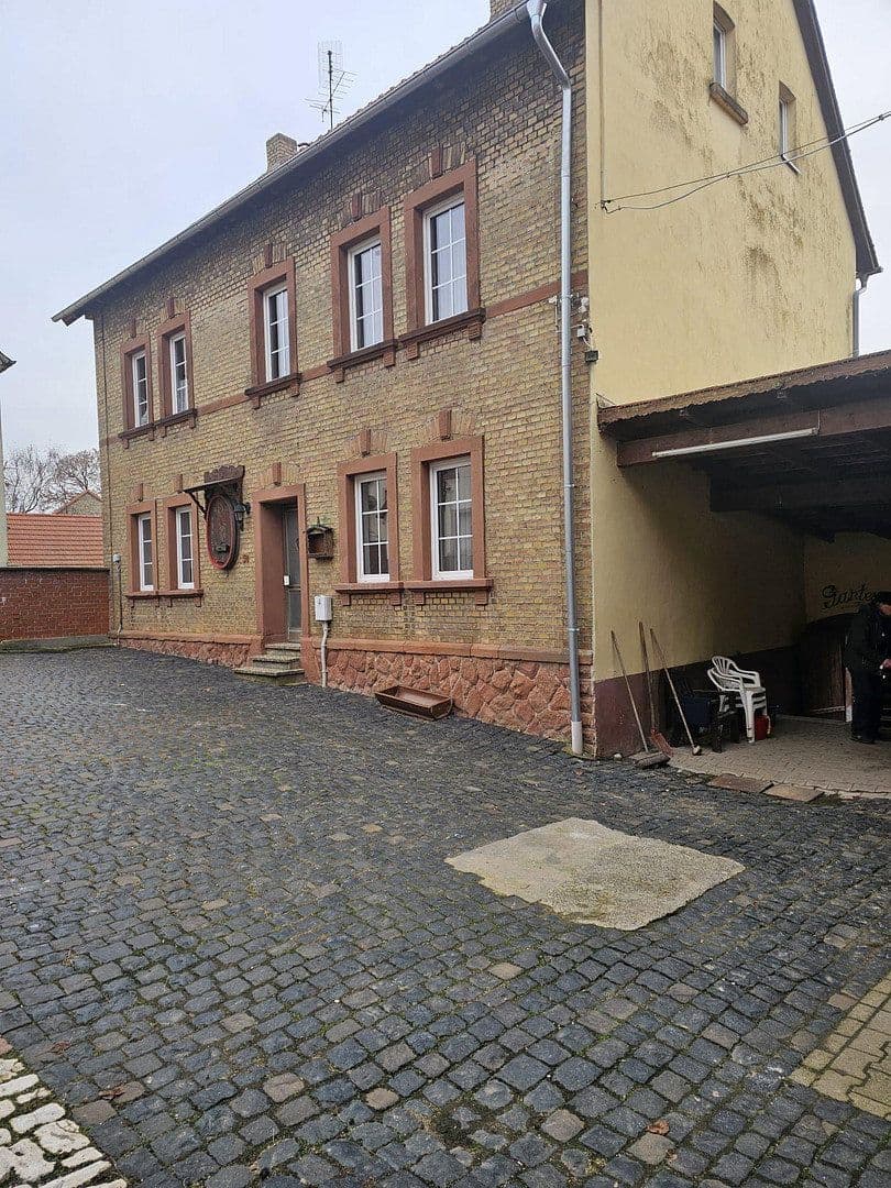 Predaj domu 160 m², pozemek 906 m², Hauptstraße 50, Mölsheim, Porýnie-Falcko Predaj domu 160 m², pozemek 906 m², Hauptstraße 50, Mölsheim, Porýnie-Falcko