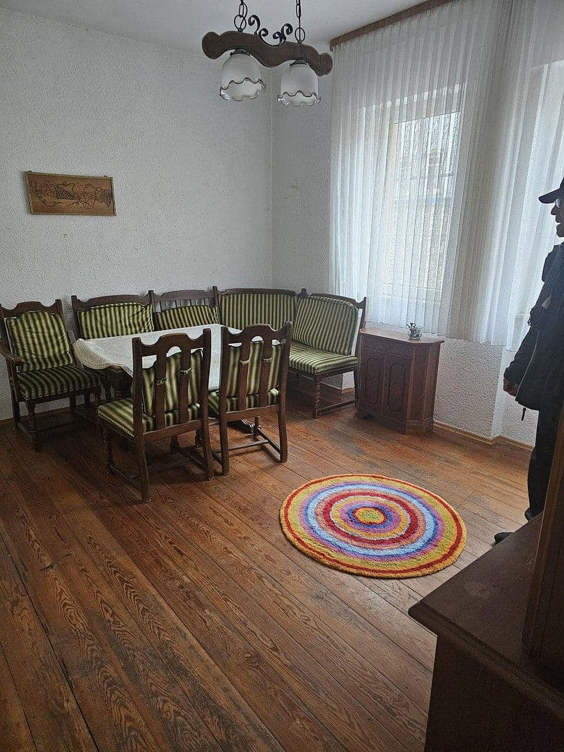 Predaj domu 160 m², pozemek 906 m², Hauptstraße 50, Mölsheim, Porýnie-Falcko Predaj domu 160 m², pozemek 906 m², Hauptstraße 50, Mölsheim, Porýnie-Falcko