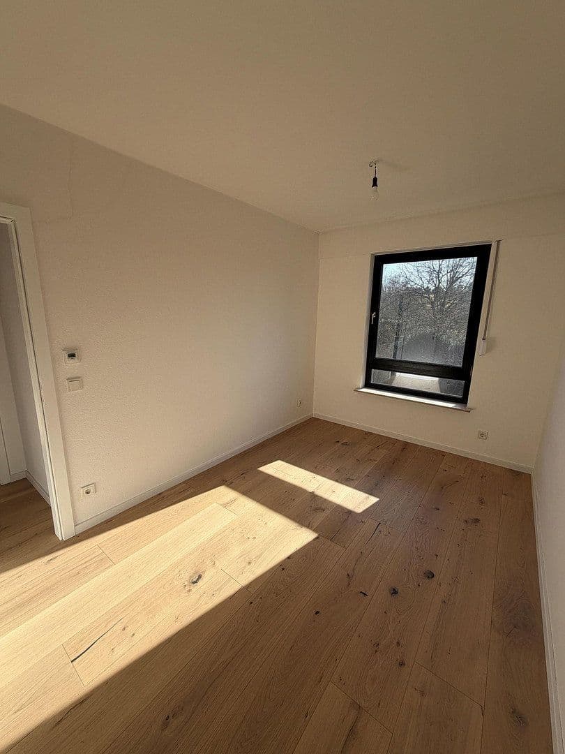 Predaj domu 132 m², pozemek 222 m², Keplerstr., Sankt Augustin, Severné Porýnie - Westfálsko Predaj domu 132 m², pozemek 222 m², Keplerstr., Sankt Augustin, Severné Porýnie - Westfálsko