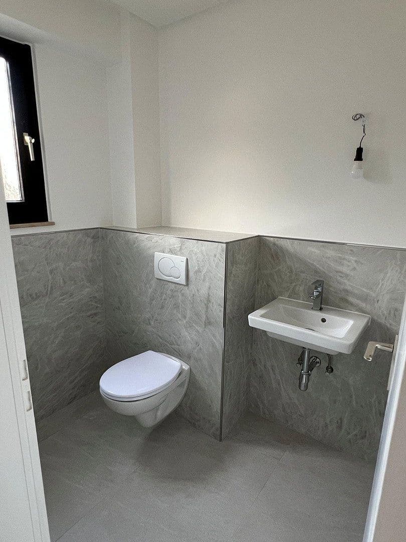 Predaj domu 132 m², pozemek 222 m², Keplerstr., Sankt Augustin, Severné Porýnie - Westfálsko Predaj domu 132 m², pozemek 222 m², Keplerstr., Sankt Augustin, Severné Porýnie - Westfálsko