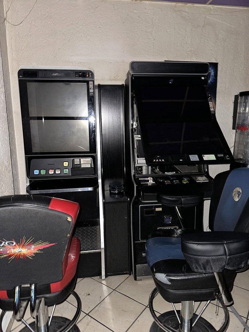 Prenájom nebytového priestoru 107 m², Obersulm, Bádensko-Wurttembersko Prenájom nebytového priestoru 107 m², Obersulm, Bádensko-Wurttembersko