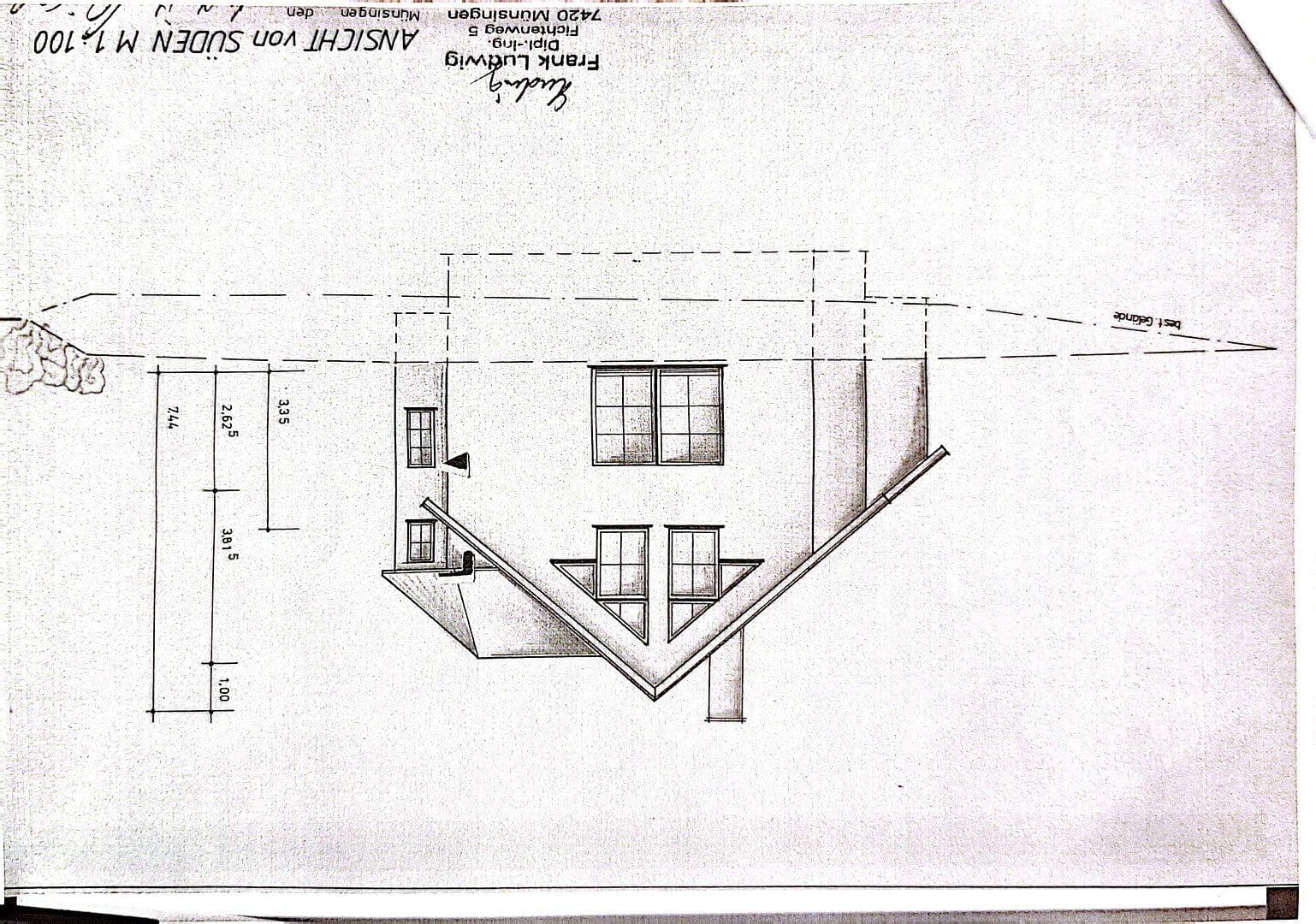 Predaj domu 175 m², pozemek 757 m², Krokusweg 1, Münsingen, Bádensko-Wurttembersko Predaj domu 175 m², pozemek 757 m², Krokusweg 1, Münsingen, Bádensko-Wurttembersko