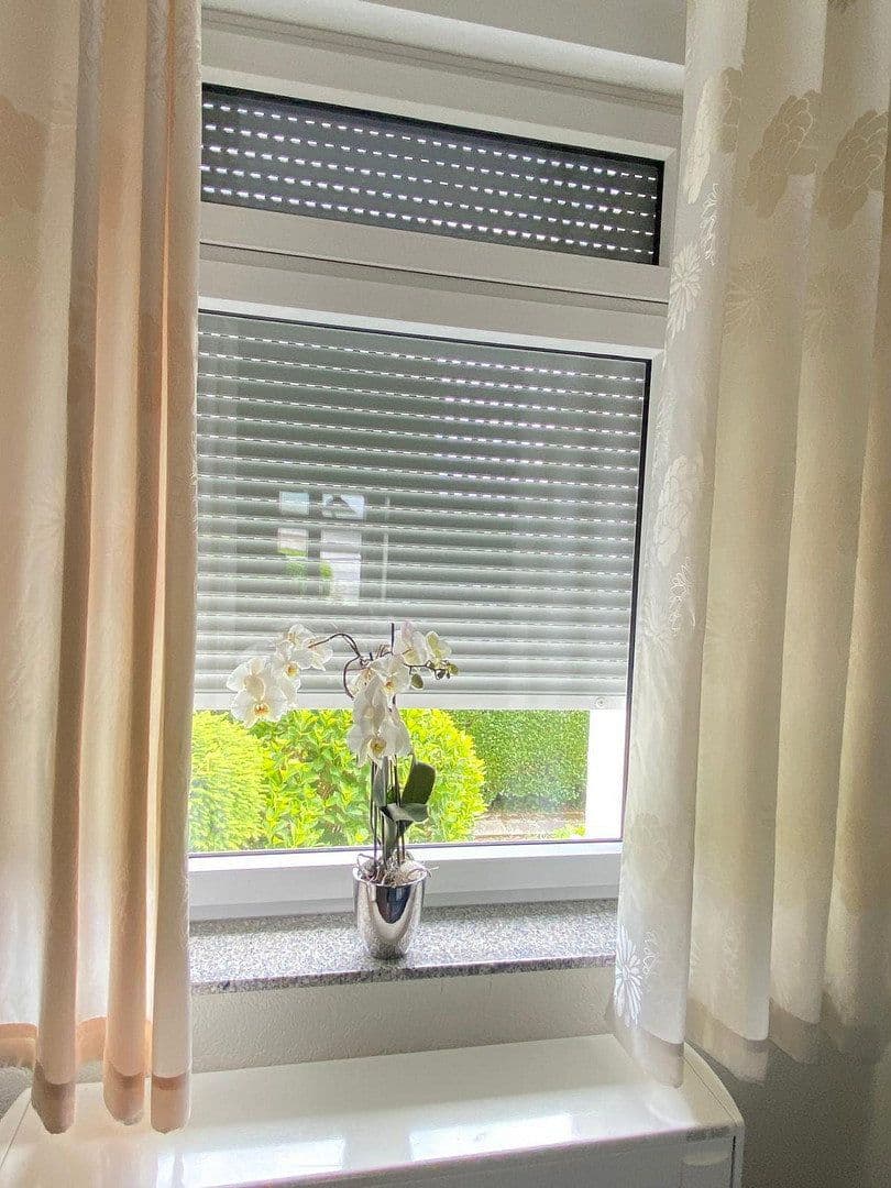 Predaj domu 122 m², pozemek 291 m², Falkenstr. 9, Mönchengladbach, Severné Porýnie - Westfálsko Predaj domu 122 m², pozemek 291 m², Falkenstr. 9, Mönchengladbach, Severné Porýnie - Westfálsko