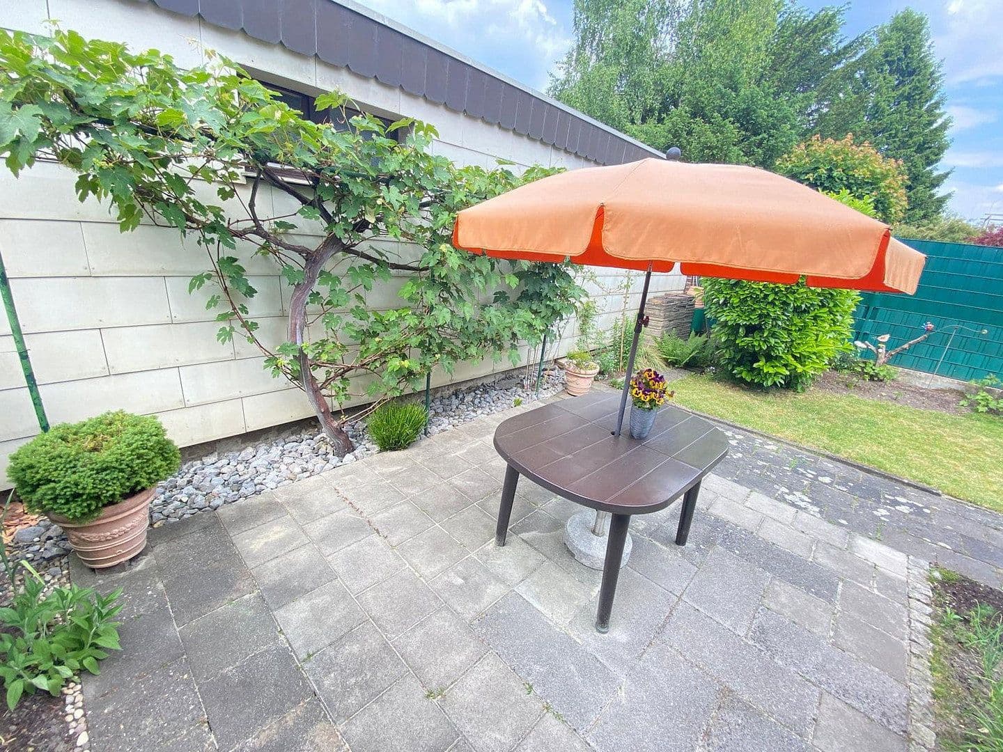 Predaj domu 122 m², pozemek 291 m², Falkenstr. 9, Mönchengladbach, Severné Porýnie - Westfálsko Predaj domu 122 m², pozemek 291 m², Falkenstr. 9, Mönchengladbach, Severné Porýnie - Westfálsko