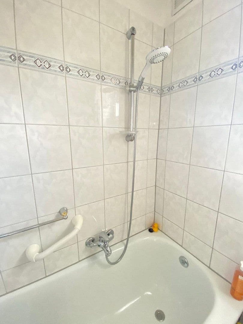 Predaj domu 122 m², pozemek 291 m², Falkenstr. 9, Mönchengladbach, Severné Porýnie - Westfálsko Predaj domu 122 m², pozemek 291 m², Falkenstr. 9, Mönchengladbach, Severné Porýnie - Westfálsko