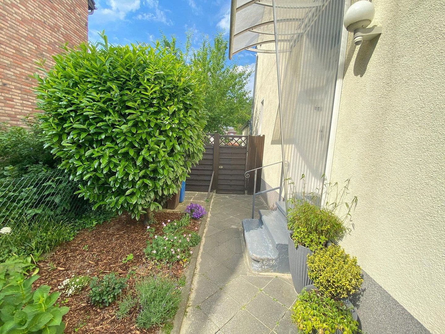 Predaj domu 122 m², pozemek 291 m², Falkenstr. 9, Mönchengladbach, Severné Porýnie - Westfálsko Predaj domu 122 m², pozemek 291 m², Falkenstr. 9, Mönchengladbach, Severné Porýnie - Westfálsko