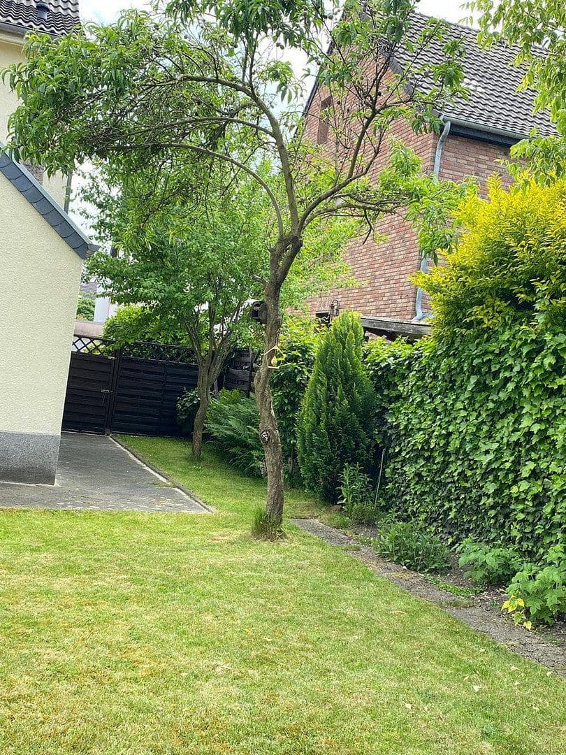 Predaj domu 122 m², pozemek 291 m², Falkenstr. 9, Mönchengladbach, Severné Porýnie - Westfálsko Predaj domu 122 m², pozemek 291 m², Falkenstr. 9, Mönchengladbach, Severné Porýnie - Westfálsko