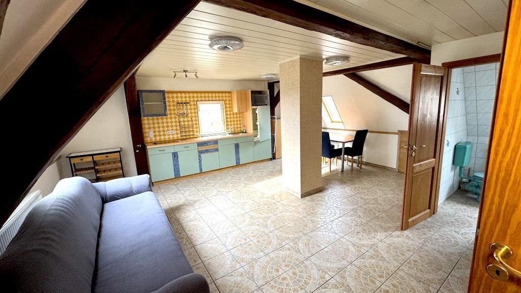 Predaj domu 180 m², pozemek 238 m², Lauf an der Pegnitz, Bavorsko Predaj domu 180 m², pozemek 238 m², Lauf an der Pegnitz, Bavorsko