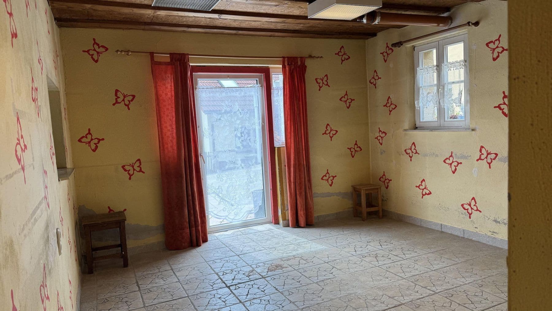 Predaj domu 180 m², pozemek 238 m², Lauf an der Pegnitz, Bavorsko Predaj domu 180 m², pozemek 238 m², Lauf an der Pegnitz, Bavorsko