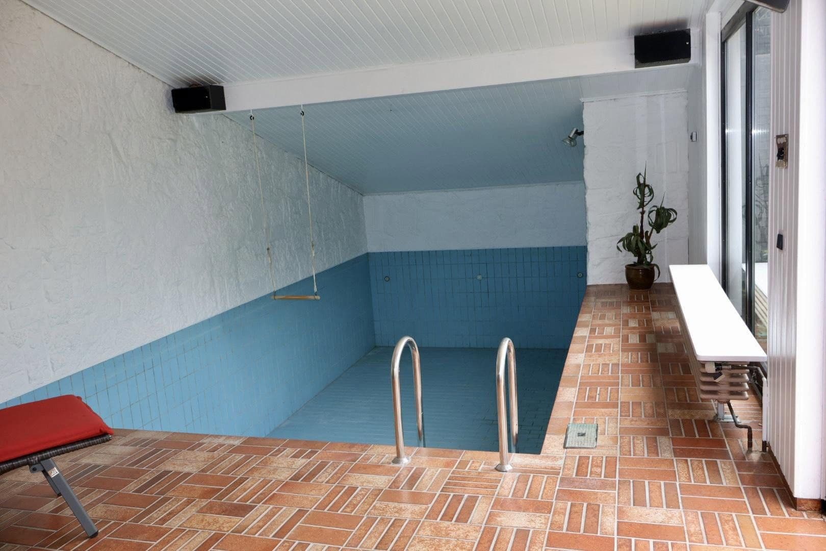 Predaj domu 210 m², pozemek 584 m², Hasselroth, Hesensko Predaj domu 210 m², pozemek 584 m², Hasselroth, Hesensko