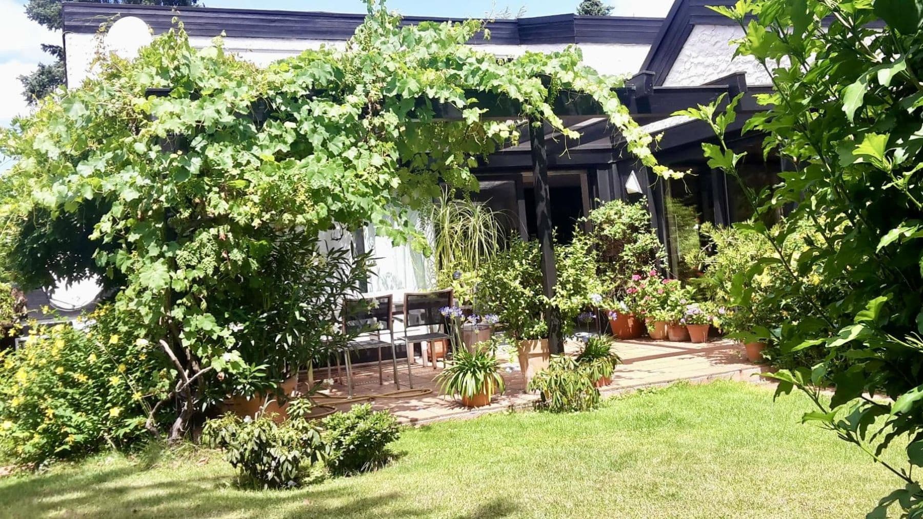 Predaj domu 210 m², pozemek 584 m², Hasselroth, Hesensko Predaj domu 210 m², pozemek 584 m², Hasselroth, Hesensko