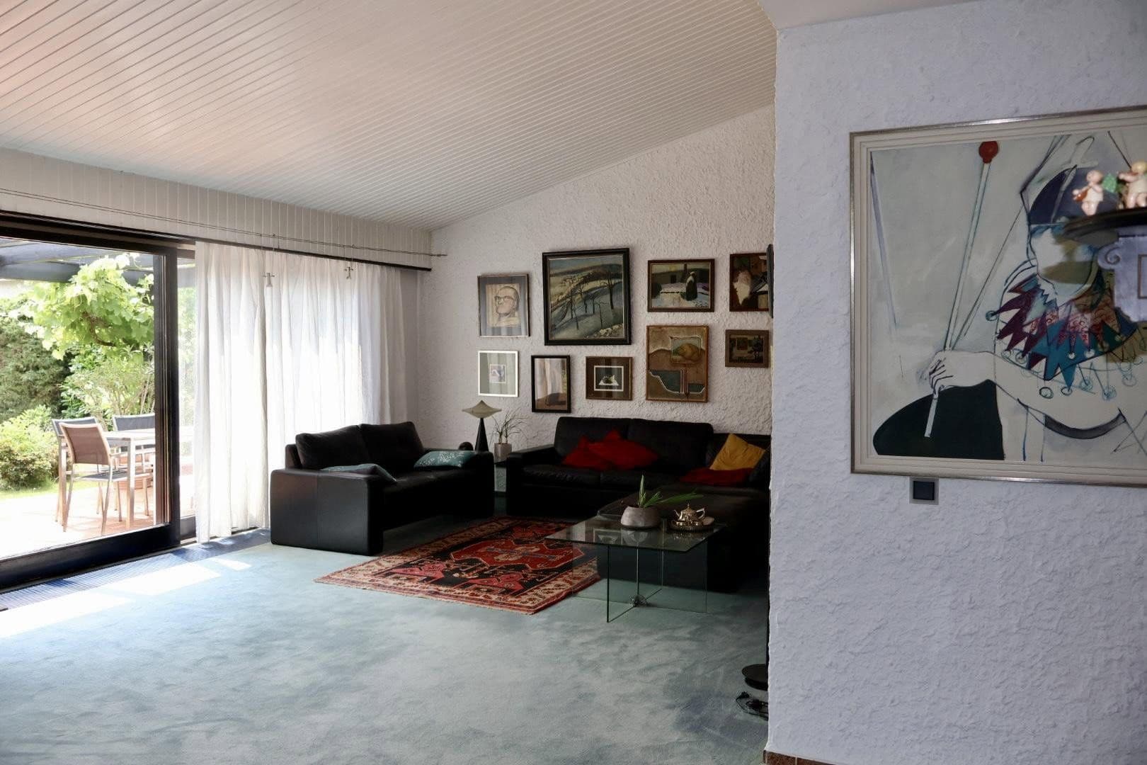 Predaj domu 210 m², pozemek 584 m², Hasselroth, Hesensko Predaj domu 210 m², pozemek 584 m², Hasselroth, Hesensko