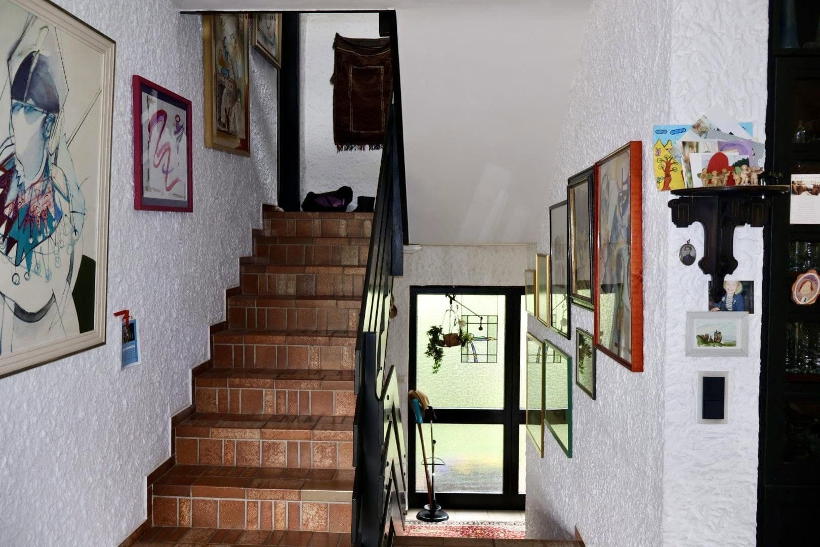 Predaj domu 210 m², pozemek 584 m², Hasselroth, Hesensko Predaj domu 210 m², pozemek 584 m², Hasselroth, Hesensko