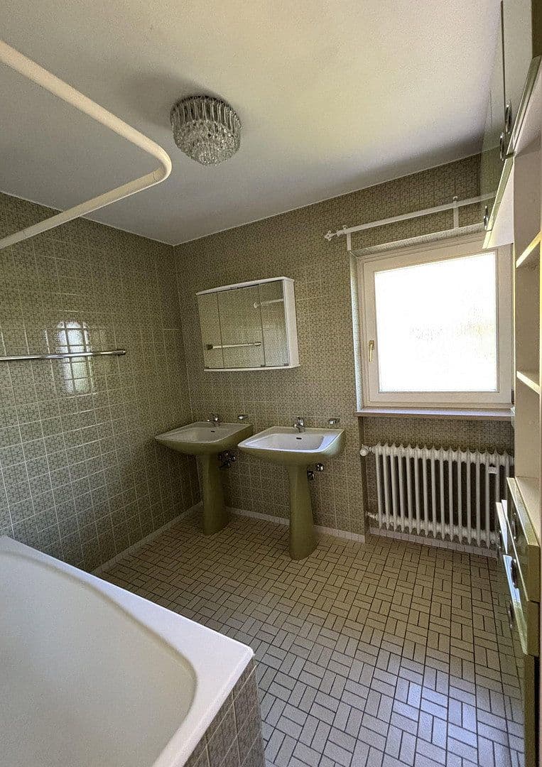 Predaj domu 448 m², pozemek 1.825 m², Neuburg am Inn, Bavorsko Predaj domu 448 m², pozemek 1.825 m², Neuburg am Inn, Bavorsko