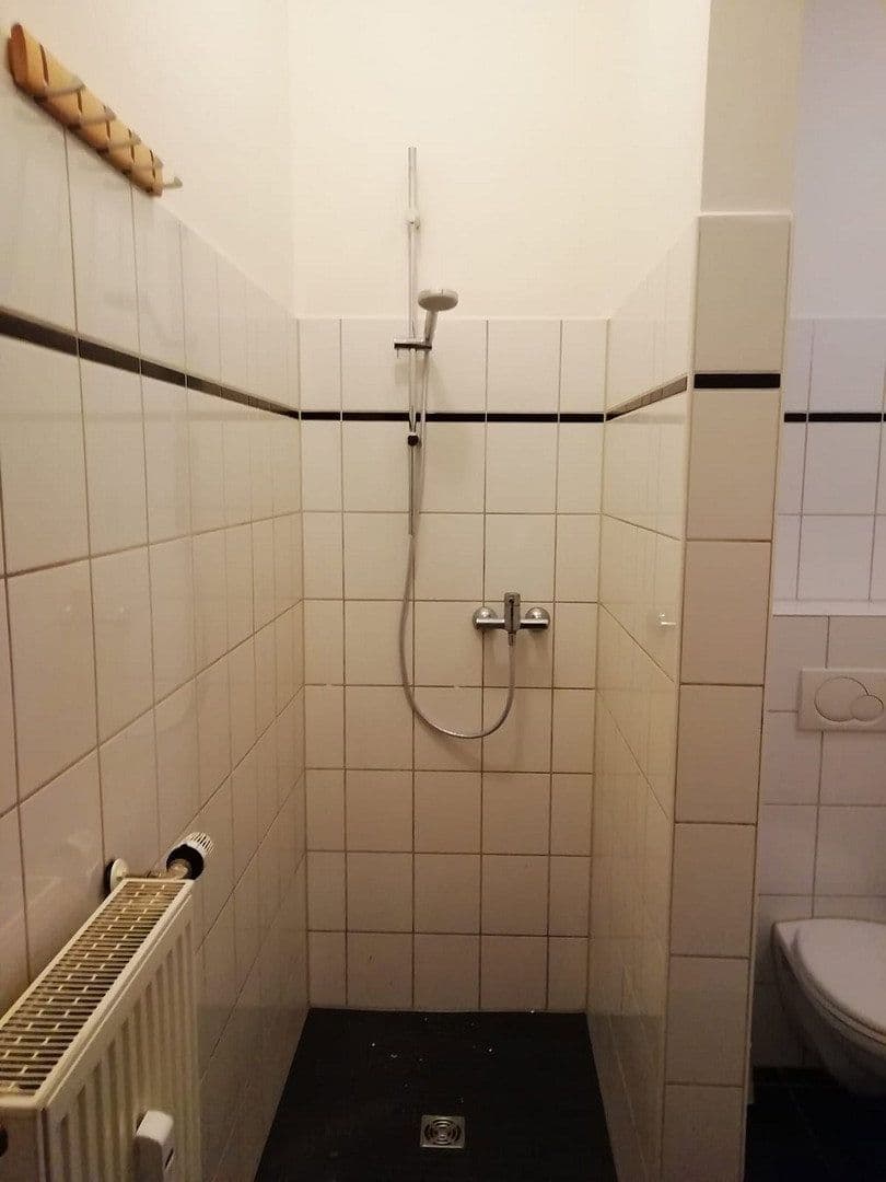 Prenájom bytu 2-izbový 92 m², Rheinstr. 16, Krefeld, Severné Porýnie - Westfálsko Prenájom bytu 2-izbový 92 m², Rheinstr. 16, Krefeld, Severné Porýnie - Westfálsko