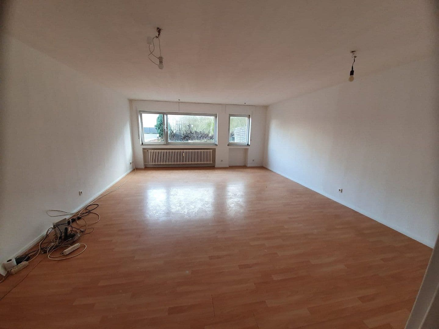 Prenájom bytu 2-izbový 92 m², Rheinstr. 16, Krefeld, Severné Porýnie - Westfálsko Prenájom bytu 2-izbový 92 m², Rheinstr. 16, Krefeld, Severné Porýnie - Westfálsko